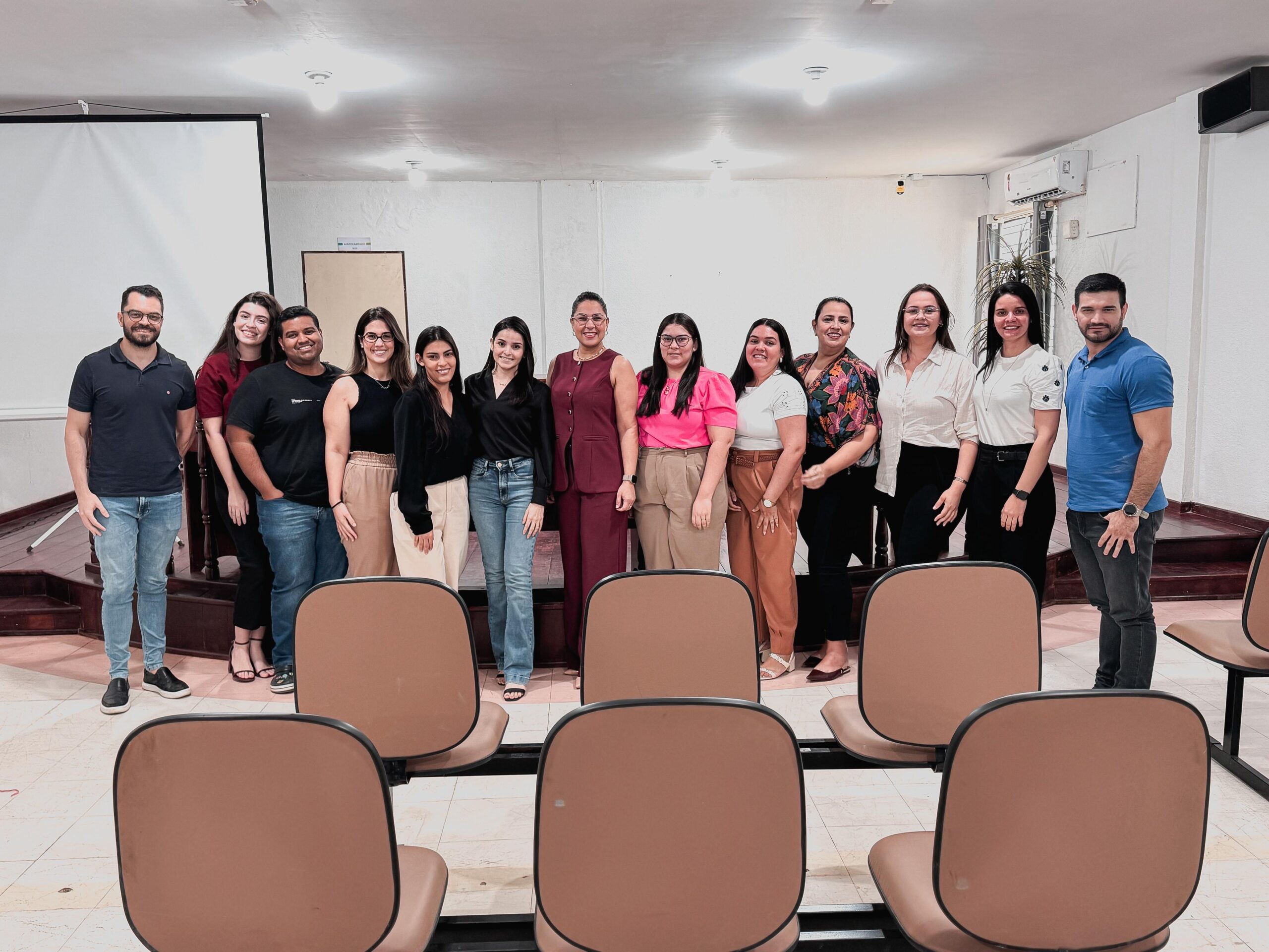 Leia mais sobre o artigo 👩‍⚕️🤰 A equipe de médicos e enfermeiros da Atenção Básica de Pilar recebeu orientações da SES-PB sobre o manejo de gestantes de alto risco, reforçando o cuidado com a saúde materna.