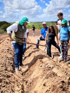 Leia mais sobre o artigo 📌 Implantação do Jardim Clonal de Mandiocultura.
